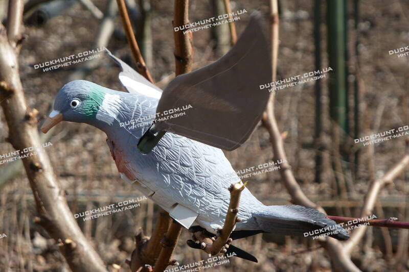 Чучело голубя с машущими крыльями Rapid Flyer Pigeon